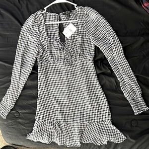 Forever 21 Black and white Dress